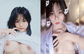 ผู้หญิงสองคนกำลังดูดหีด้วยกัน