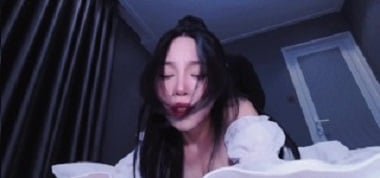 เปิดเผยวิดีโอเซ็กซ์ของ Ha Thoa ในชุดชั้นในเซ็กซี่
